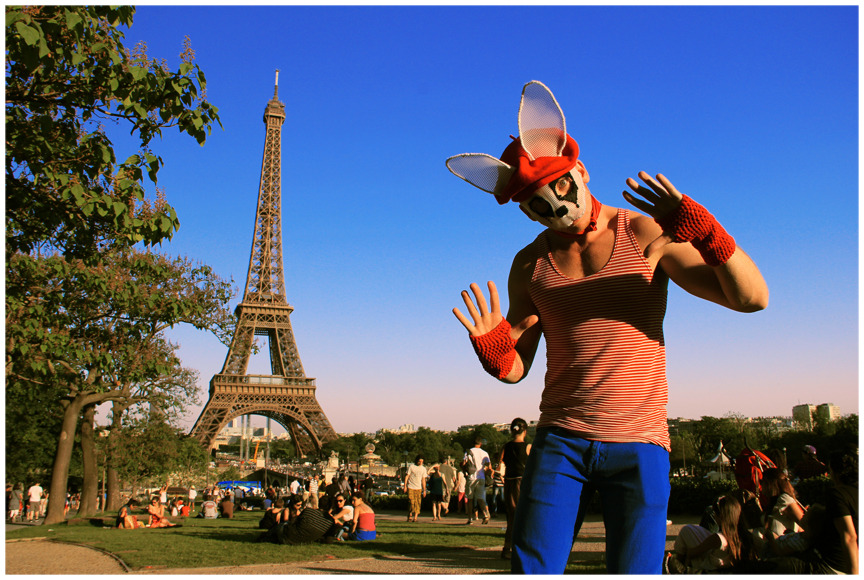 Mime Lapin - Paris 2012 - Alexander Guerra AlexanderGuerra.com PhotogAGuerra via