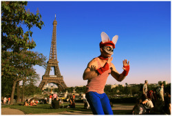 Mime Lapin - Paris 2012 - Alexander Guerra Alexanderguerra.com Photogaguerra Via