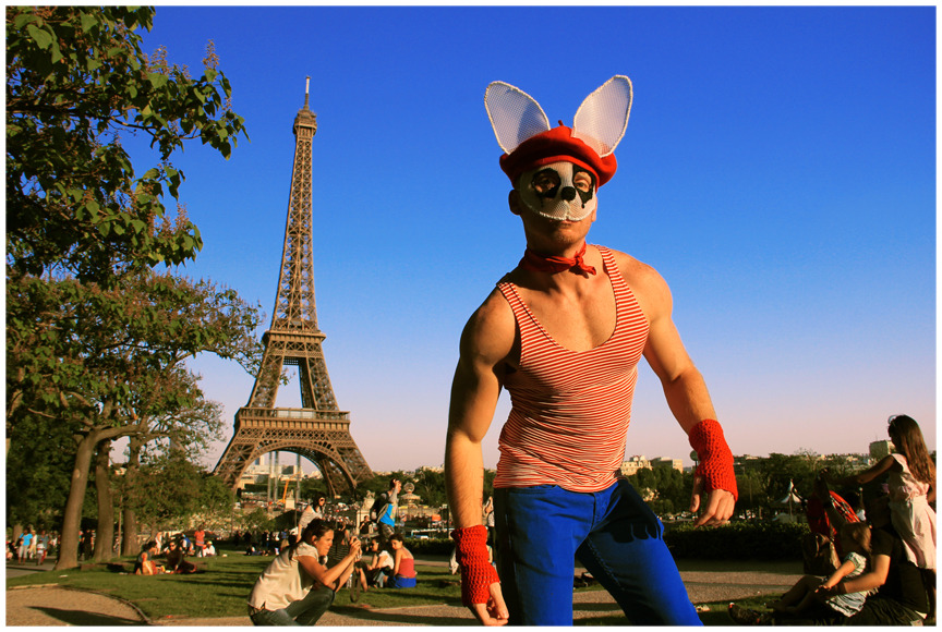 Mime Lapin - Paris 2012 - Alexander Guerra AlexanderGuerra.com PhotogAGuerra via