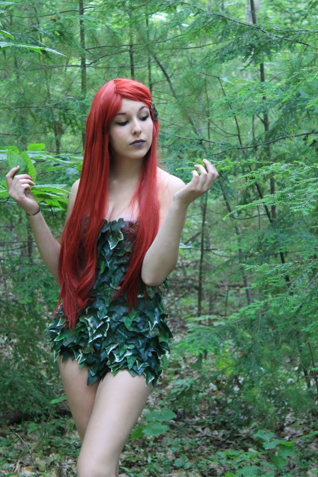 comicbookcosplay:  Liana Richardson as Poison Ivy Big thanks to Liana for bringing