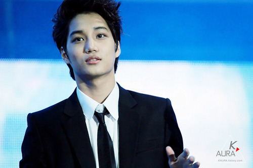 supportkaurakkamjong:  54/100 favorite pics of Kai Kai on suit! ;) Cr : as tagged 