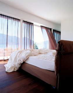 homedesigning:  (via Spectacular Villa Overlooking the Swiss Alps and Lake Maggiore)