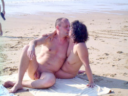 nudecouples.tumblr.com post 25864303759