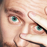 toomanylokifeels:  ihearthiddleston:  A Study in Hiddlenatomy 4|10: Eyes I didn’t think it was actually possible for people to have eyes that are AQUA but Tom Motherfucking Hiddleston does.  His eyes are fucking fantastic. There are UNIVERSES in his