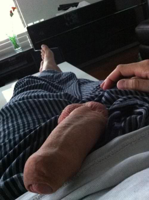 cum-crazedgirls:  This angle makes the cock’s presence seem very real and personal, like it is mine to grab and suck on 