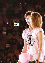 luchynya:  cute~lovely~adorable~dorky Taemin with his hyungs ~ 