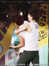 luchynya:  cute~lovely~adorable~dorky Taemin with his hyungs ~ 