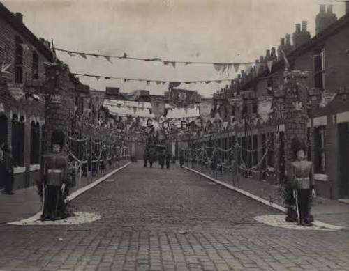 suburbanastronaut: Coronation bunting and decorations on Ouse Street, Salford, 1953