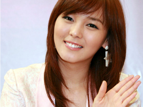 The Kpop Yellow Pages — Stage name: Sunye (/Sun) Birth name: Min Sun Ye