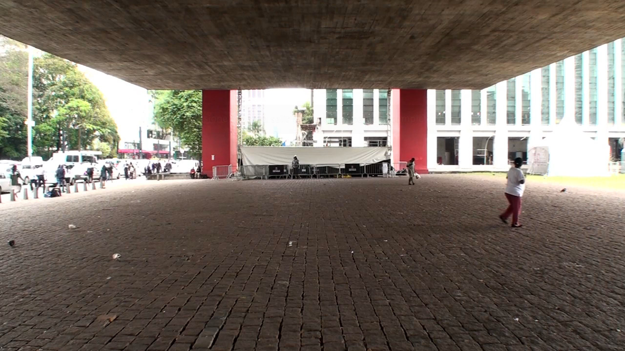 edicionesarq:
“MASP de Lina Bo Bardi por 0300TV.
0300TV presenta en su portada un video dedicado al MASP, Museo de Arte de Sao Paulo, realizado por Lina Bo Bardi.
[+ info]
”