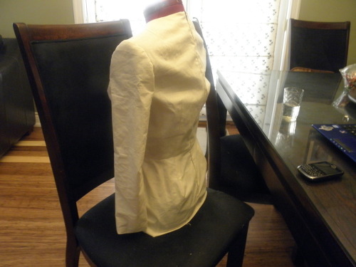 Finished the muslin to test my block drafts yesterday. Need to do some adjustment by taking out an i