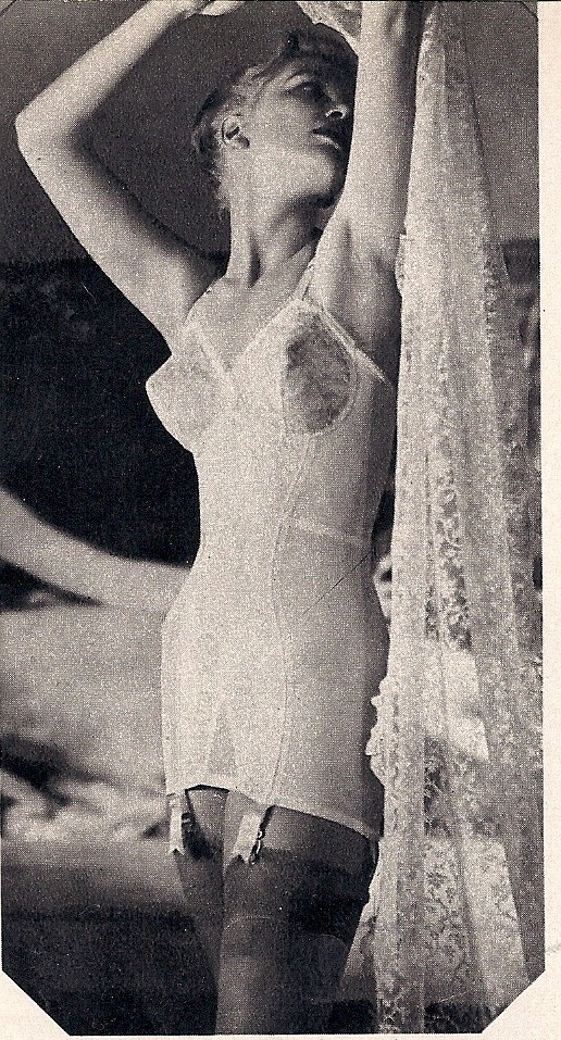 Marion Scott, 36-23-35, 5'6&quot;, Playboy - May 1957