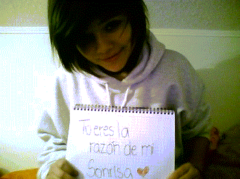 japiworld:  hueón es hermosa su sonrisa:)  shivi *&mdash;-* . c: 