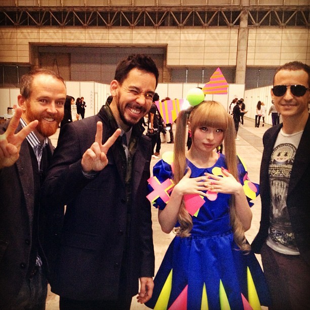 i-am-juju:  joakkar:  anbalen:  96manatee:  shionn:  pervingonshinee:  Linkin park