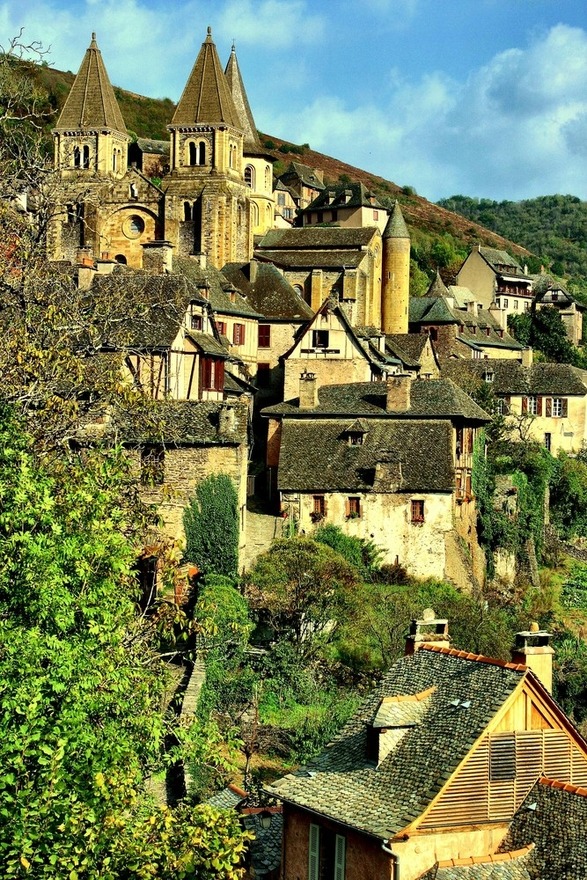 bluepueblo:  Medieval Village, Conques, France photo via will  Have I been here?