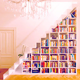 queenofsevenkingdoms-deactivate:  Little Things I Love - {Bookshelves}  imagina se fossem mangás? :D