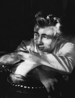 thelittlefreakazoidthatcould:  James Dean 