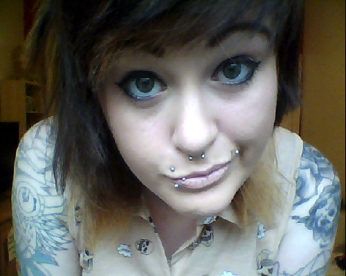 shadowslikestatues:  work time :( booo  