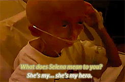 heyniam:  one reason that make selena gomez better than you 