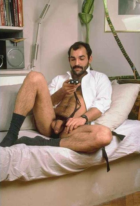 throbbit:  Tony Nero is another member of the gay porn Hall of Fame, in our book. This is third of six sets featuring this hot, kinky, hairy daddy. 