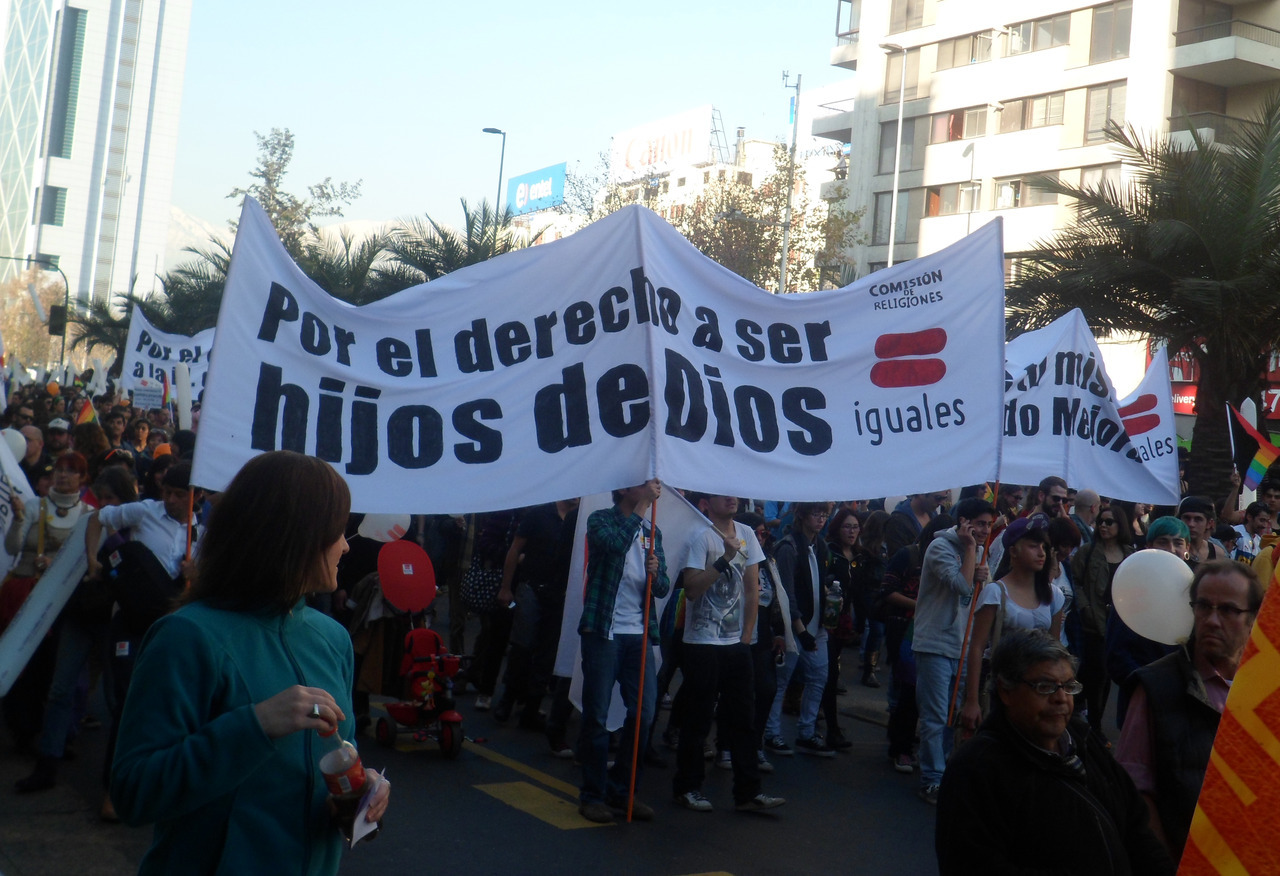nachomodels:  Por el derecho a ser hijos de Dios. 