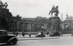 lostsplendor:   Berlin, 1937 (via)  