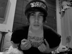 eddyseestars:  Haven’t uploaded a lame pic of me in a while, so here you go :P 
