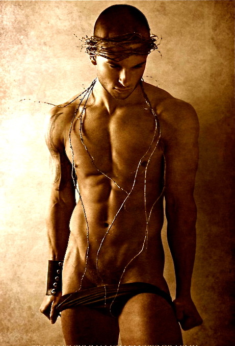 manlycolors101:  /or the beauty of Noah’s art/