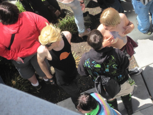 trenya:  Who’s this out supporting gay pride in Seattle today? Oh, it’s Dirk Strider. 