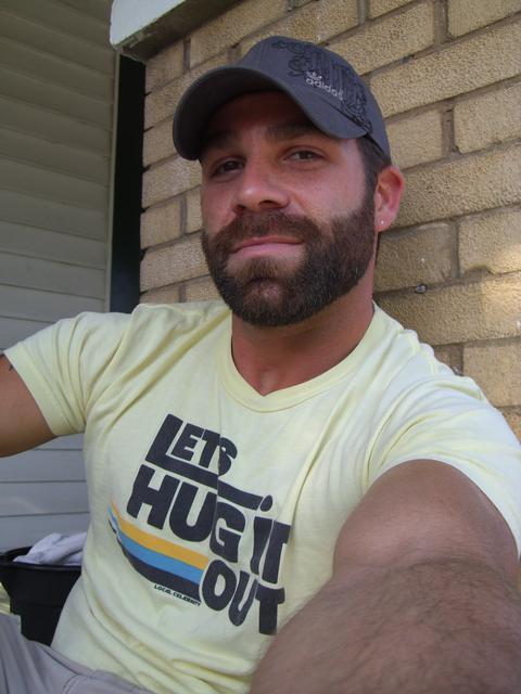scruffyjizzmonkey:  woofparade:  Yes! Let’s hug it out. Naked. And oiled up.  (via