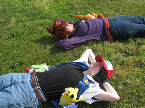 askashandgary:  girl-in-the-library:  Pokemon Photoshoot Part 2: Friends Intro Part 1: Rivals Part 3: More than friends Part 4: Individual poses Part 5: In which we attempt to recreate a couple of internet memes  ((June 2012 - Friendship!)) 