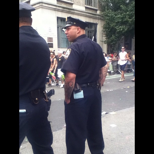 I stalked this police offer at the Gay Parade, UNF just marry me #police #nypd #dilf