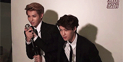 wintershower:  kris + lay @ EXO-M_当代歌坛 (Dangdaigetan) Pop Magazine Making Film ♪ 