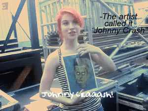 xxalliwantedwasyouxx:  -hayley’s reaction to a gift. 