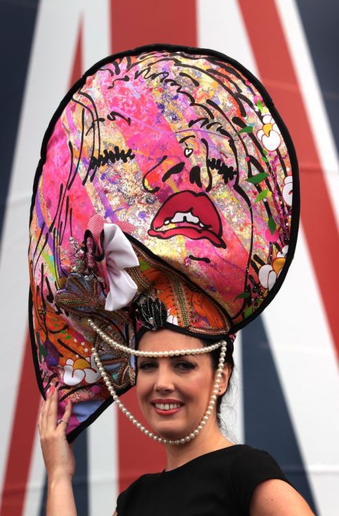 Another amazing hat from Ascot race! FashionIs&hellip;