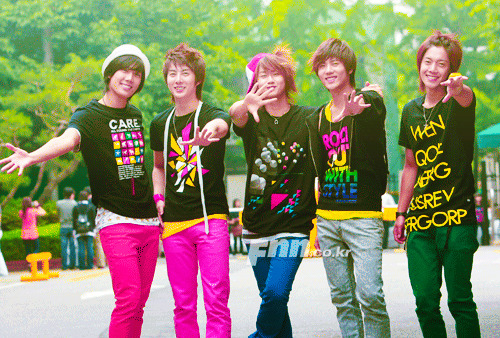 superr-cloud-deactivated2014051:  10-12/50 Pictures of SS501. 