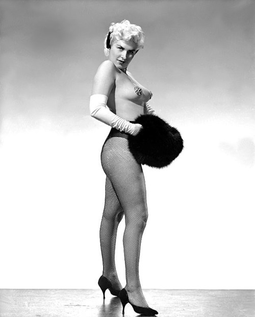 Porn photo burleskateer:Eva Kristine    aka. “Miss