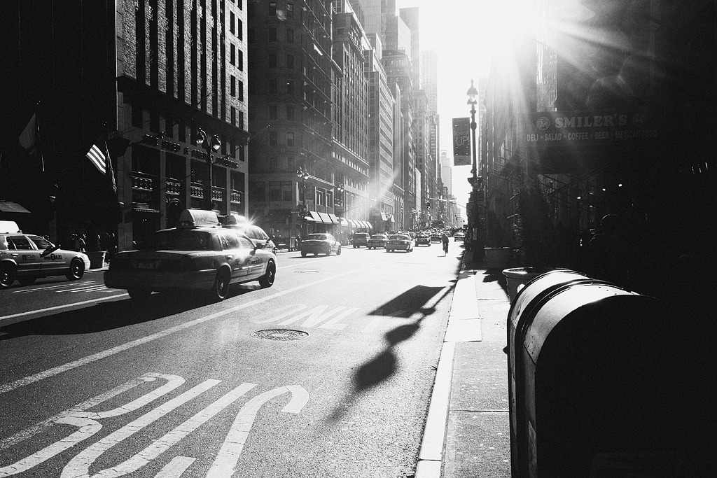 black-and-white:  let the sun enlighten your day (by Björn Lexius) 