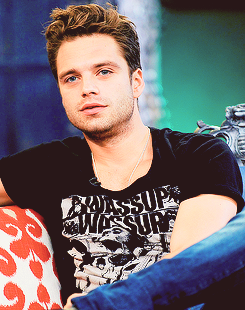 ojacksonscohen:    Sebastian Stan on It’s On With Alexa Chung | 2009  