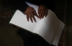 thereligionofpeace:  Blind Palestinian girls learn how to read the Qur’an in braille, Gaza City, June 2012. (Getty Images) 