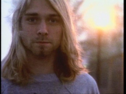 born-on-the-coldest-day:  click for a grunge blog