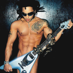 beautifulblack-men:Lenny Kravitz