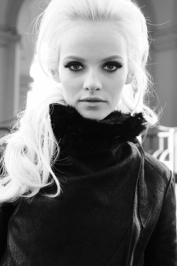 monochromatink:  Ginta Lapina 