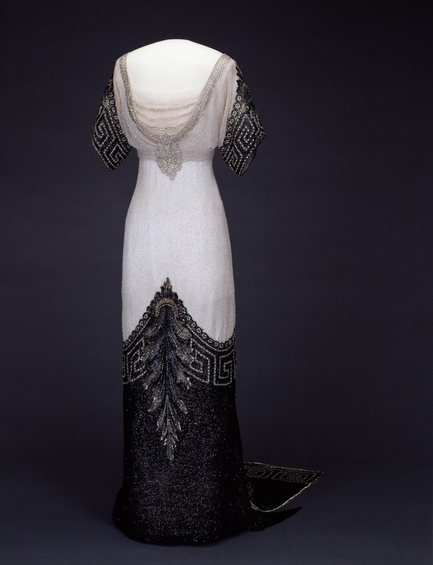fripperiesandfobs:  Worth evening dress of Queen Maud of Norway, 1912-13 From the