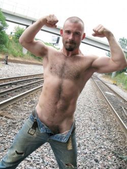 tcgmbr:  oregoncountryboy:  redneck417:  THIS IS WHAT DADDY MENT BY …WRONG SIDE OF THE TRACKS  Check out my Country Boys! Also offering the finest men our military has to offer! Don’t forget to check out my hot videos too! CountrySoldier, at your