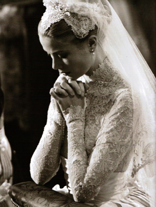 thatsjustelegant:Grace Kelly on her Wedding Day to Prince Rainier Monaco on 19th April 1956.