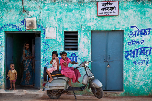 Smiles, Orchha by Marji Lang on Flickr.