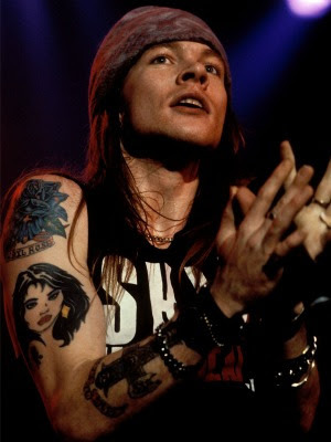 gnr-my-obsession:  william bruce bailey ou Axl Rose como vocês preferirem.Ele é