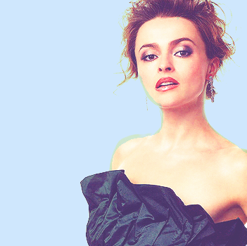 bella-morts:  “I enjoy those small chats you have when people come up and talk