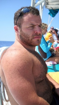 hothairymen4u:  HOT HAIRY MEN ZONE PLEASE